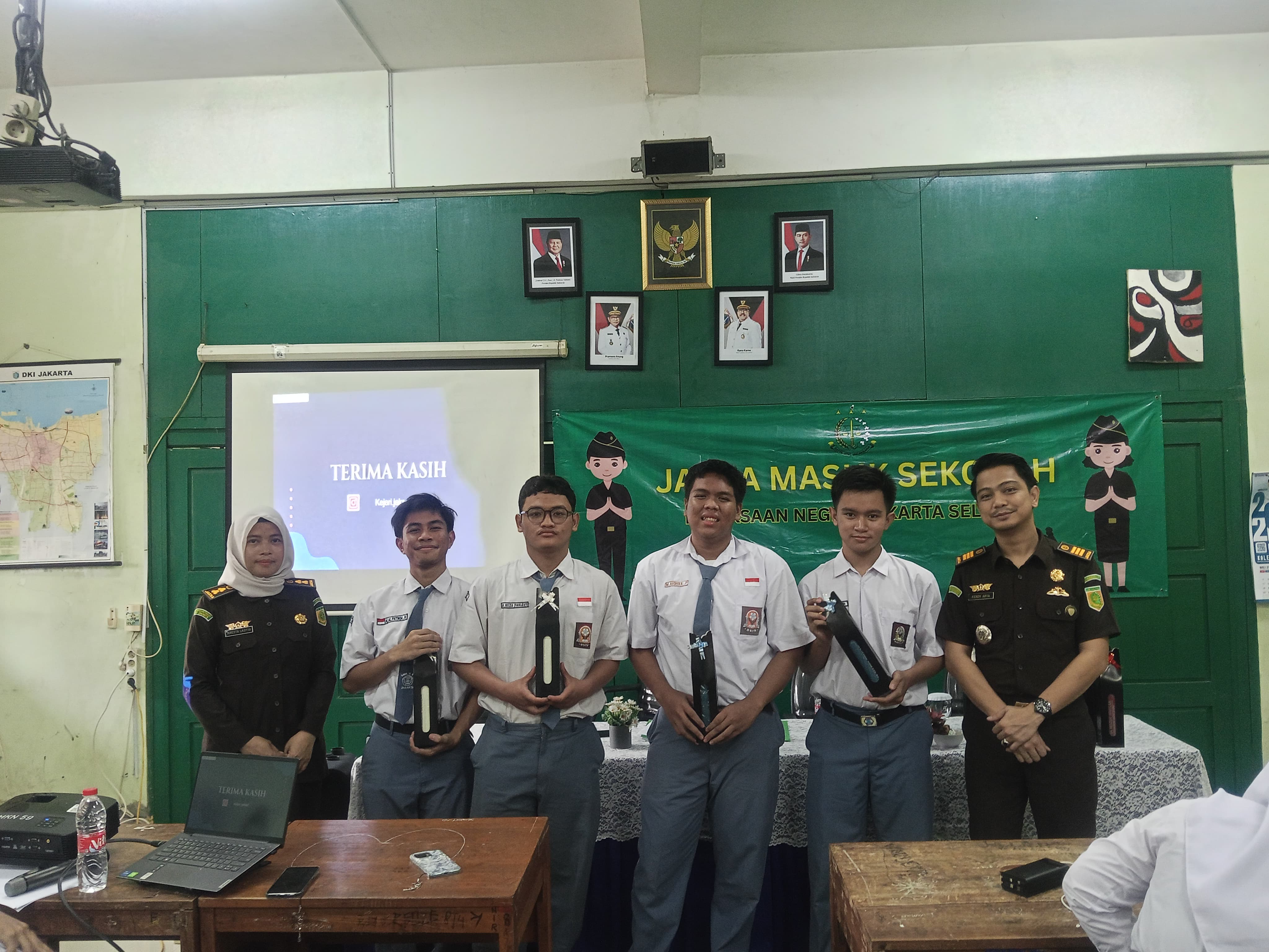 Gedung Sekolah SMK 1 NEGERI JAKARTA